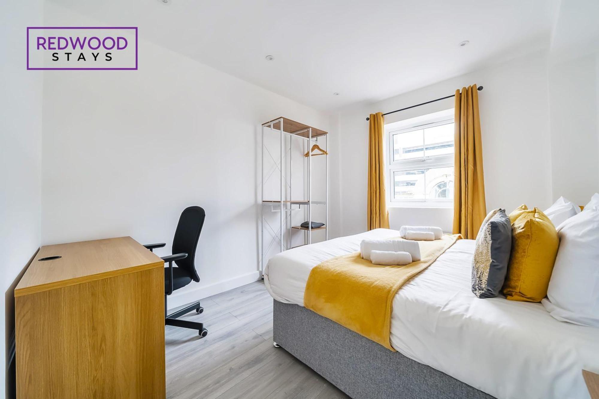 Brand New, 2 Bed 1 Bath, Modern Town Center Apartment, Free Wifi & Netflix By Redwood Stays Aldershot Kültér fotó