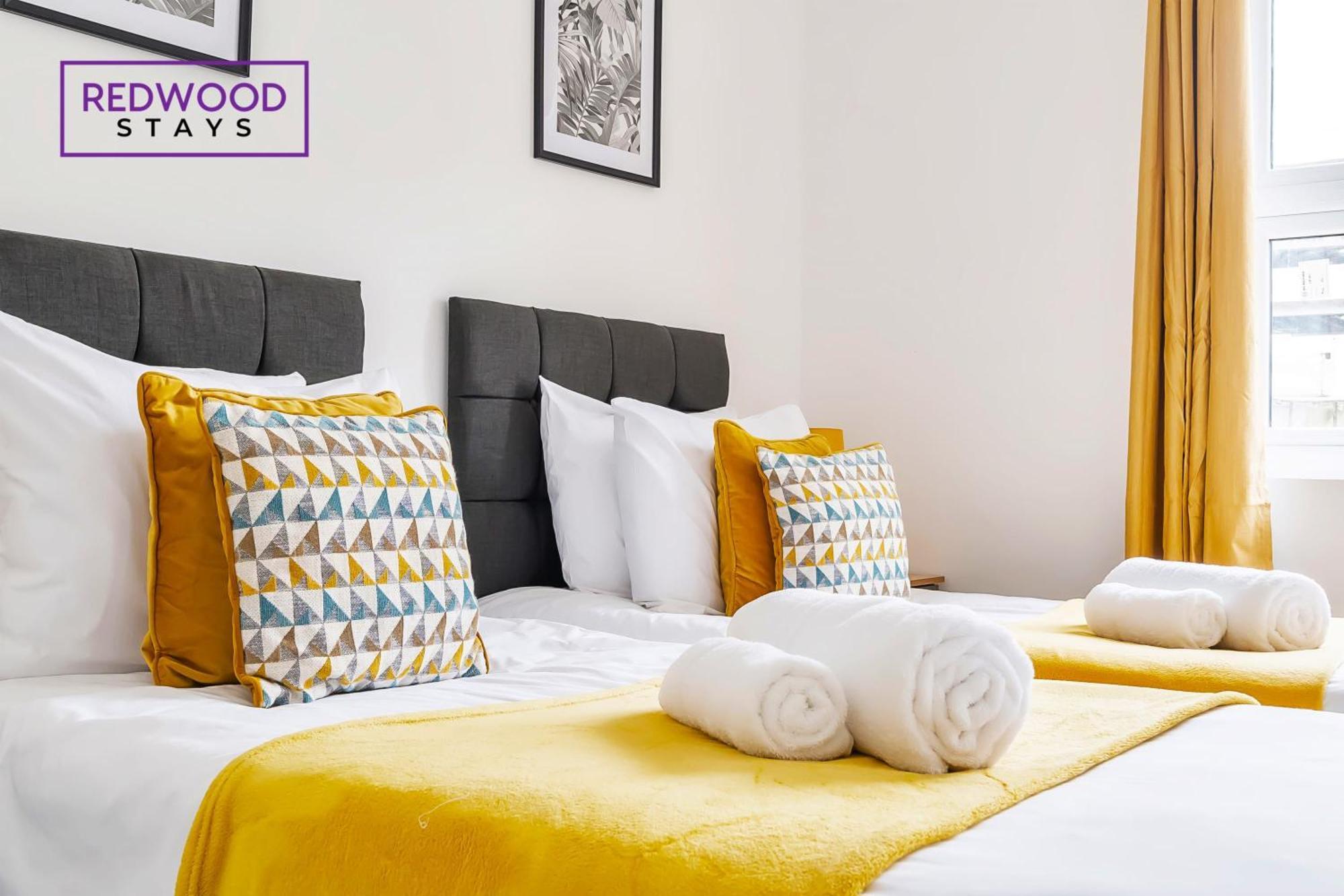 Brand New, 2 Bed 1 Bath, Modern Town Center Apartment, Free Wifi & Netflix By Redwood Stays Aldershot Kültér fotó